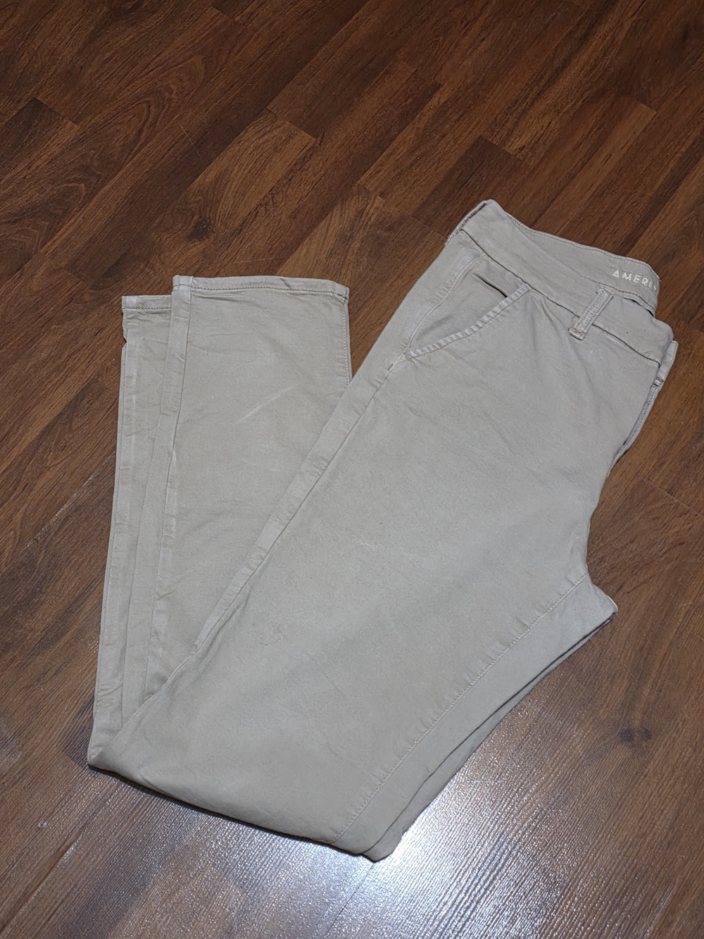 American Eagle Women's Straight Leg Khakis